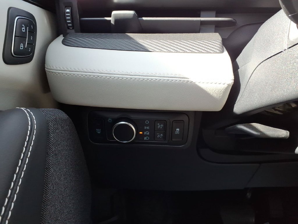 Certified 2024 Ford Mustang Mach-E Premium AWD/4WD image 15