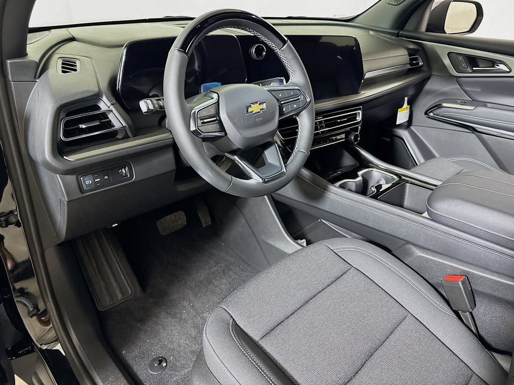 New 2026 Chevrolet Traverse LT w/ Enhanced Driving Package FWD image 5