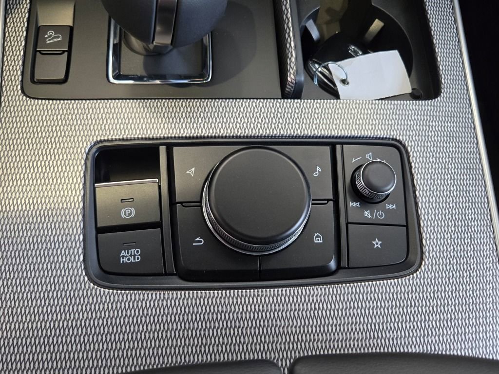 New 2025 MAZDA CX-70 Plug-In Hybrid w/ Premium Pkg image 28