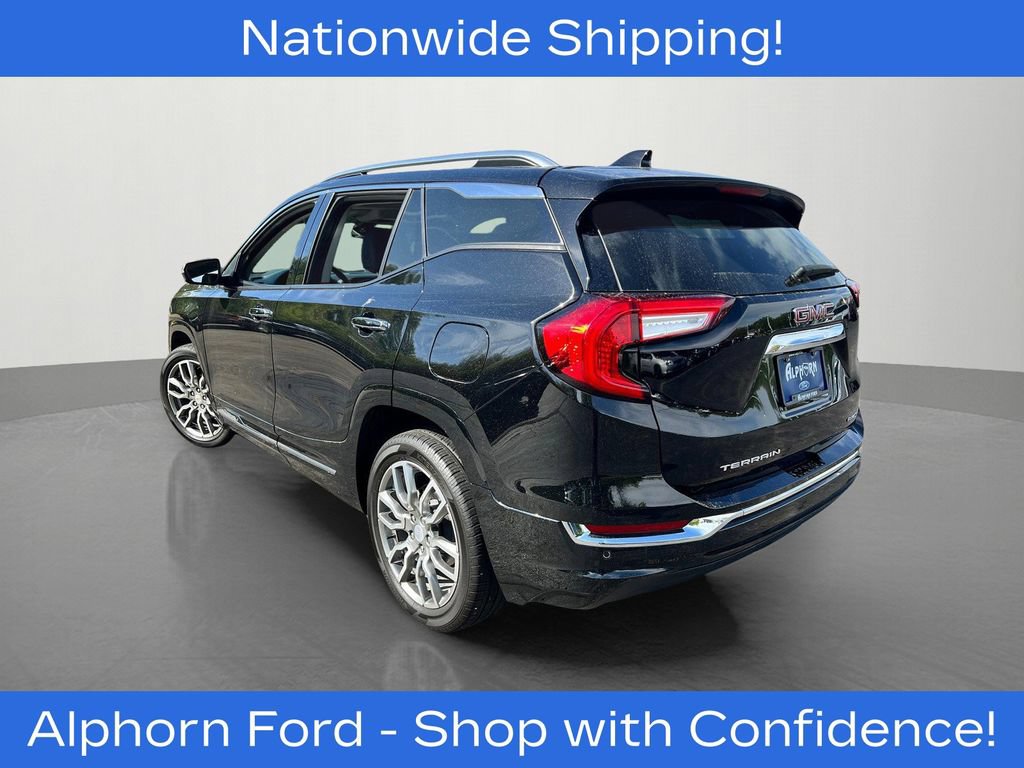 Used 2023 GMC Terrain Denali w/ LPO, Floor Liner Package AWD/4WD image 4