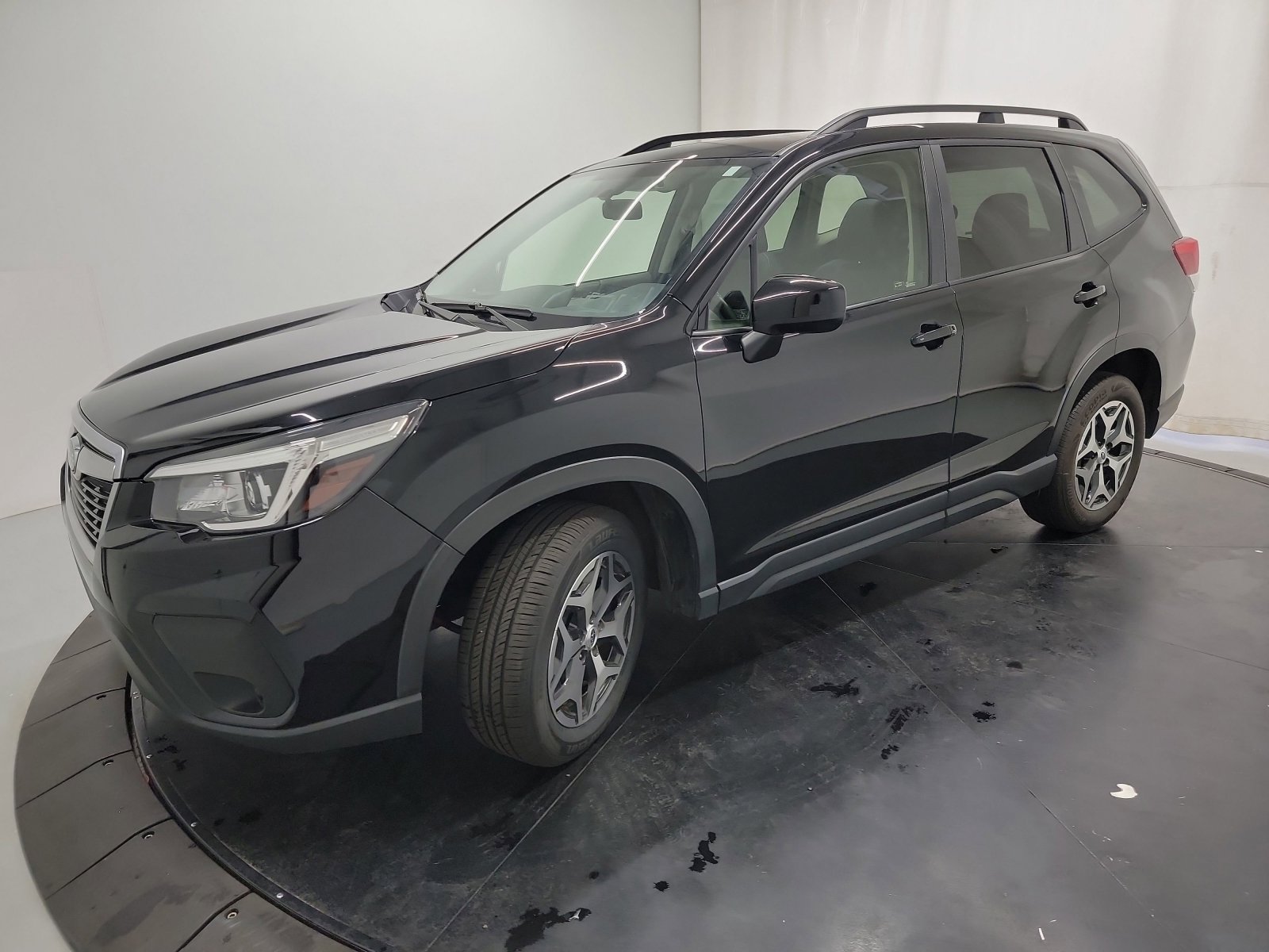 Used 2019 Subaru Forester Premium image 3