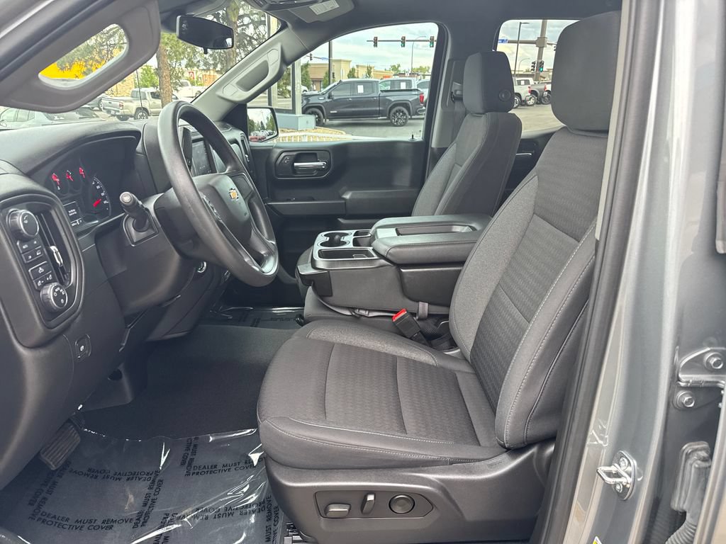 Used 2024 Chevrolet Silverado 1500 Custom AWD/4WD image 9
