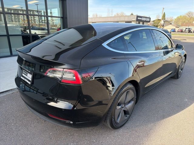 Used 2020 Tesla Model 3 Standard Range Plus image 8