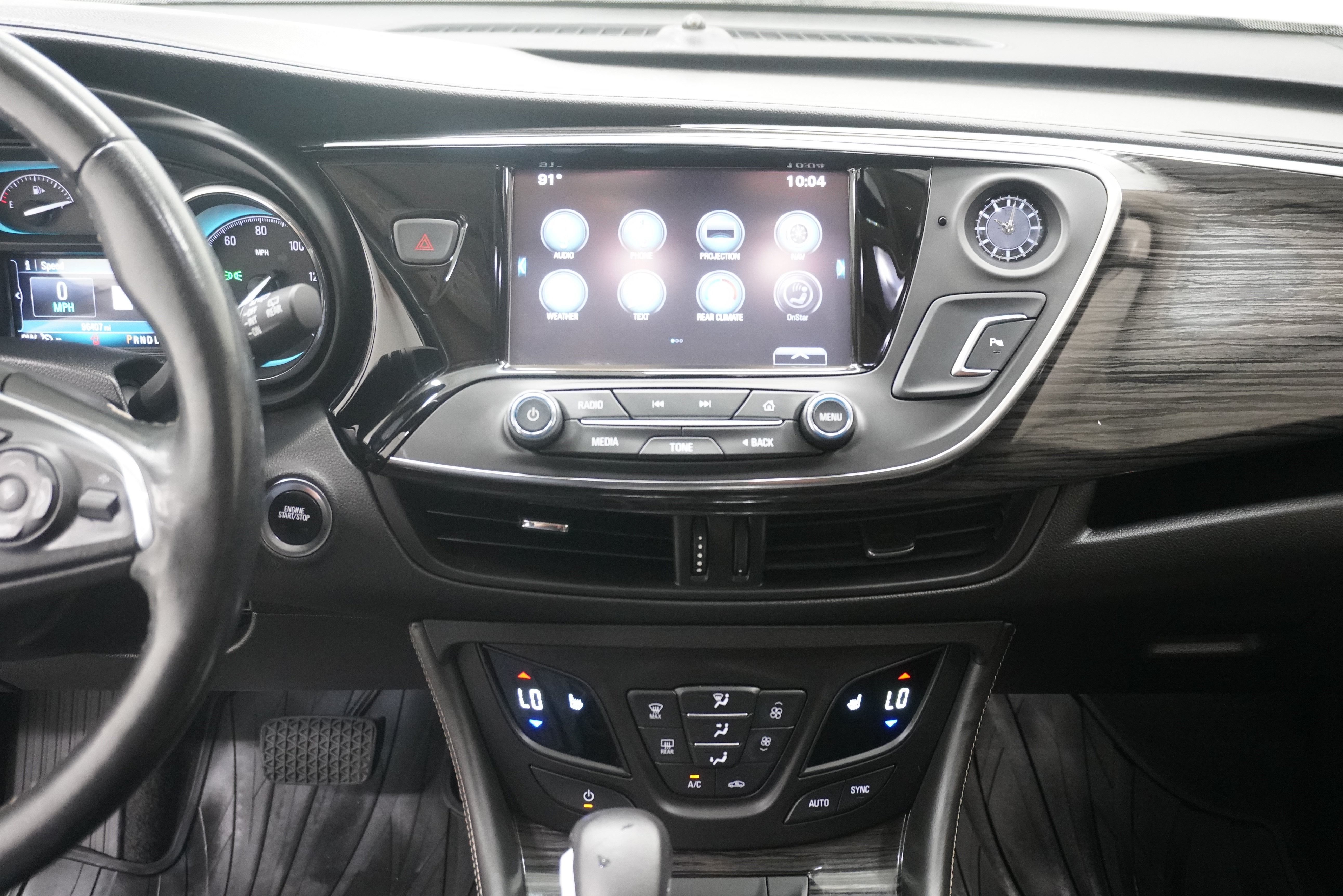 Used 2017 Buick Envision Essence FWD image 21