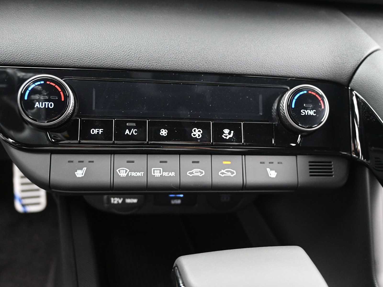 New 2026 Hyundai Elantra SEL Sport Premium image 18