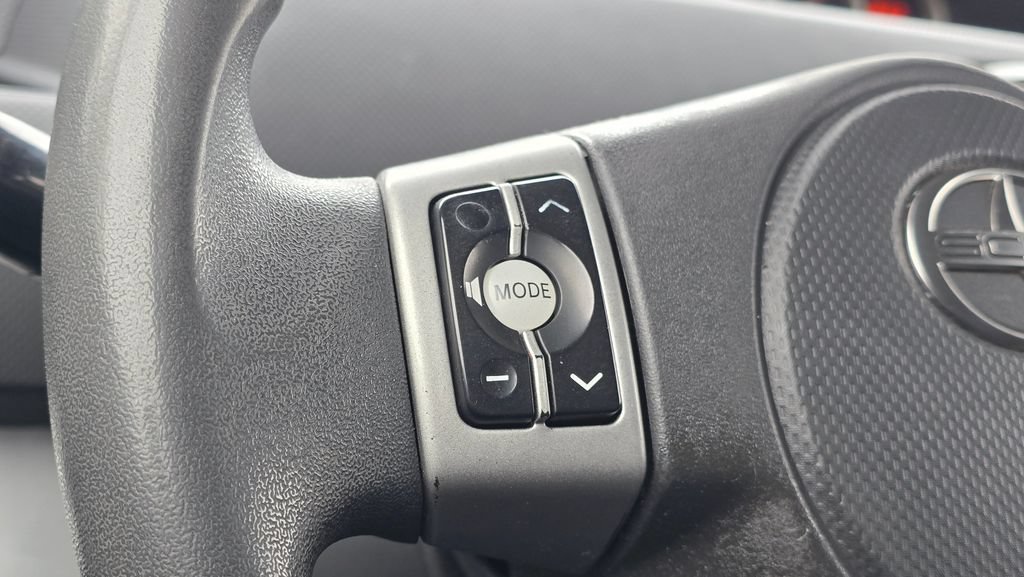 Used 2012 Scion xB FWD image 26