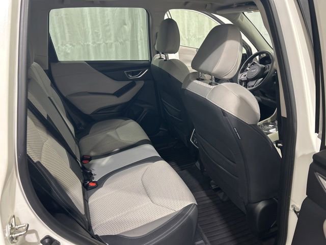 Used 2019 Subaru Forester Premium image 13