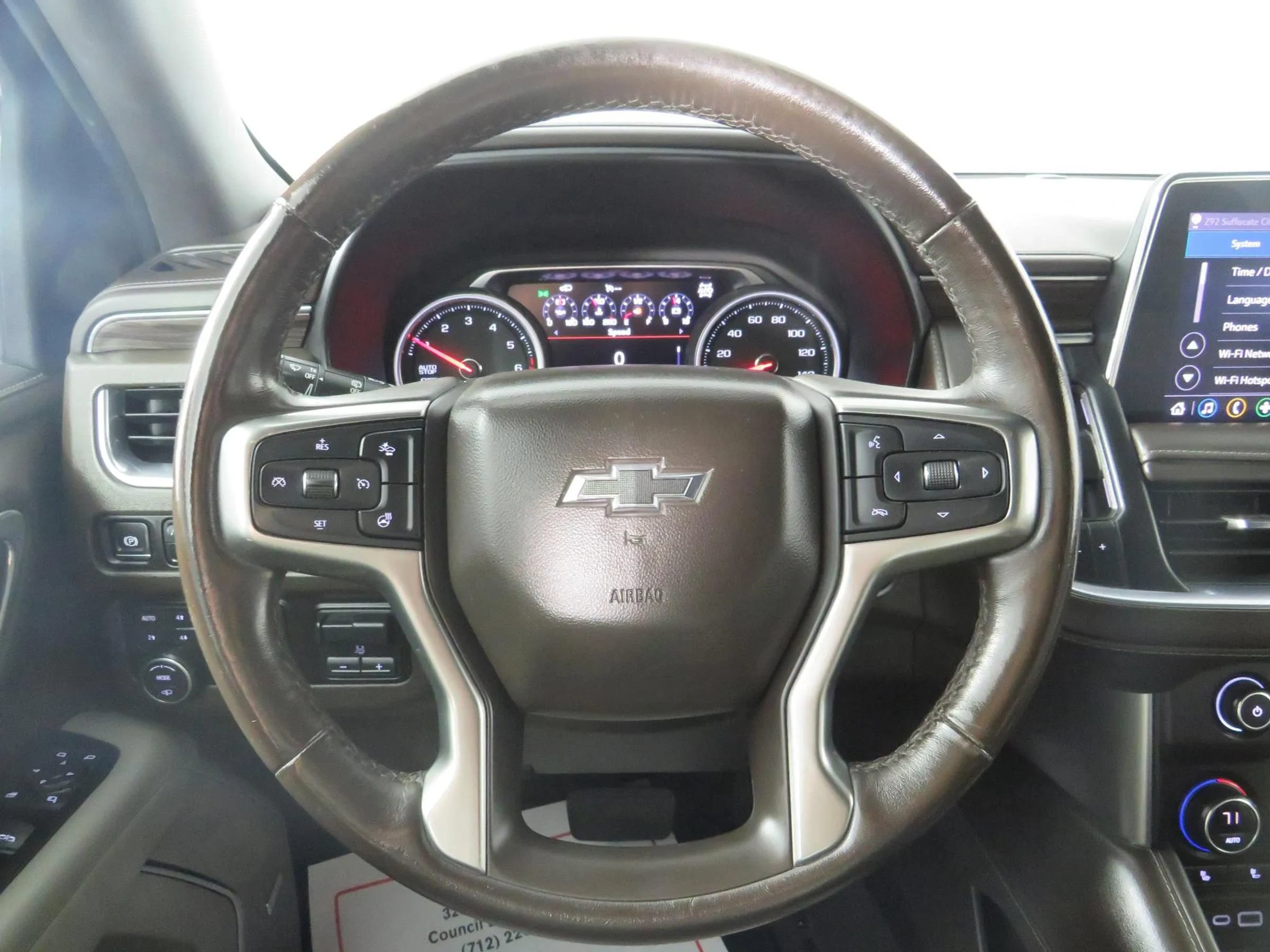 Used 2021 Chevrolet Tahoe Z71 w/ Z71 Off-Road Package AWD/4WD image 13