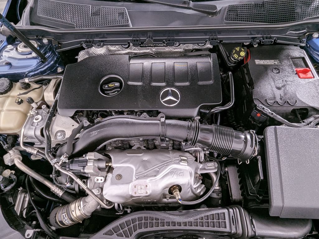 Used 2023 Mercedes-Benz CLA 250 4MATIC image 44