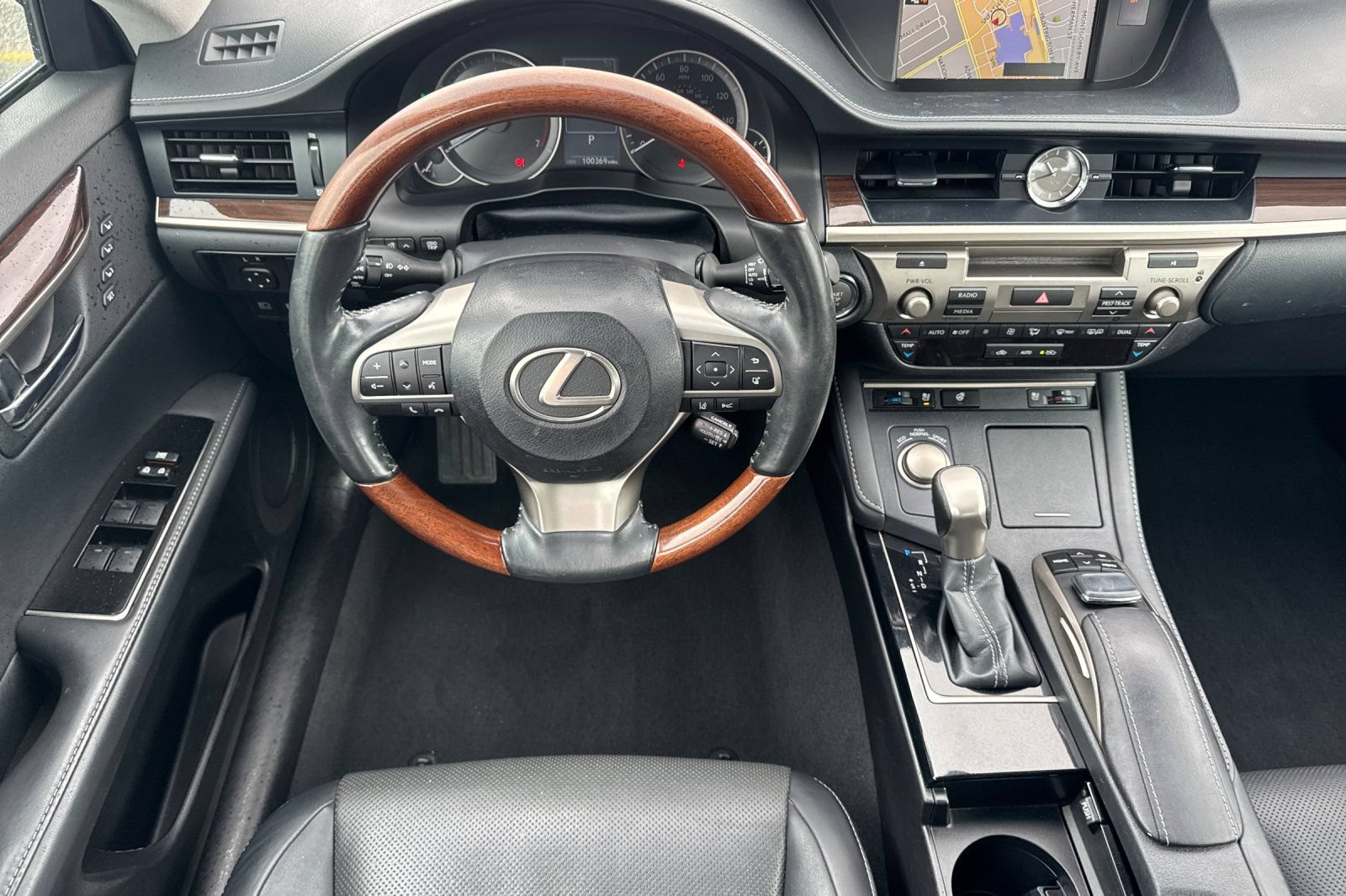 Used 2017 Lexus ES 350 w/ Navigation System Package FWD image 14