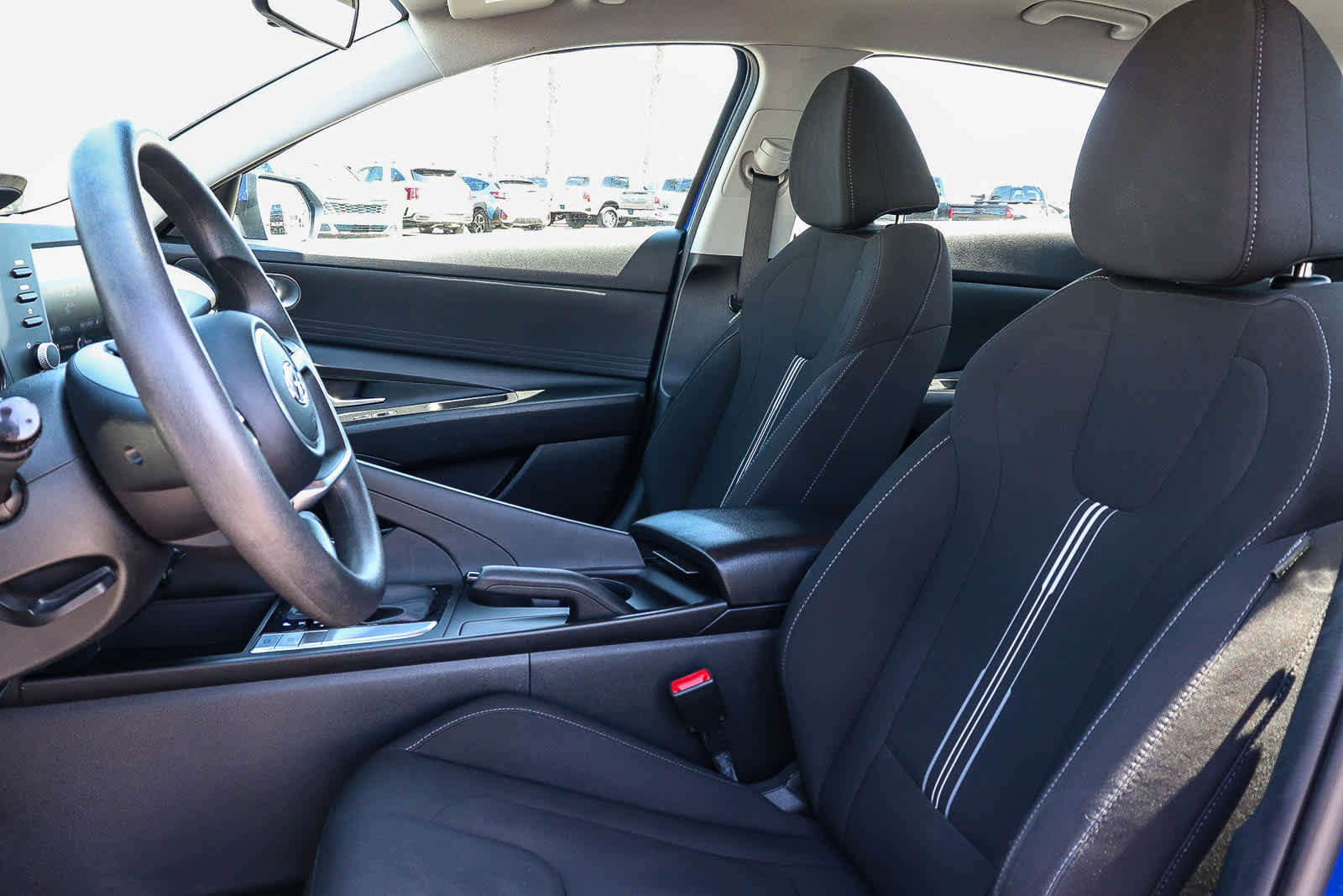 Used 2022 Hyundai Elantra SEL FWD image 24