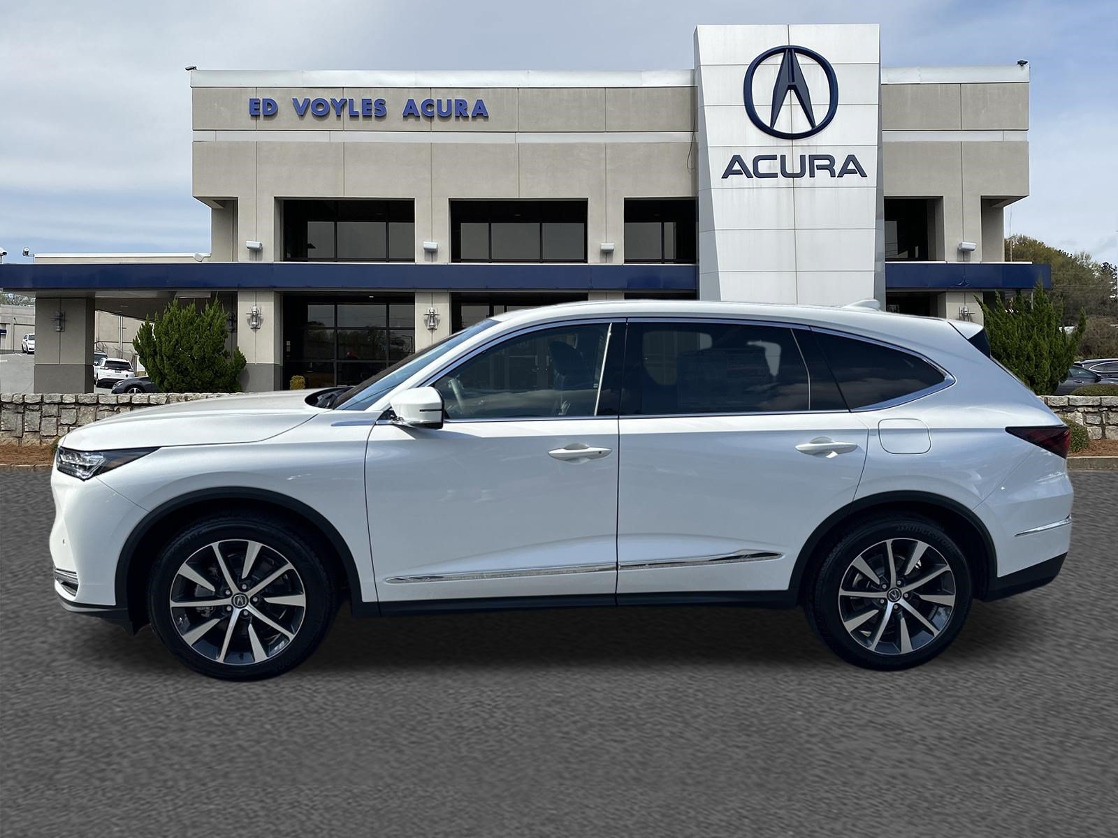New 2026 Acura MDX w/ Technology Package FWD image 8