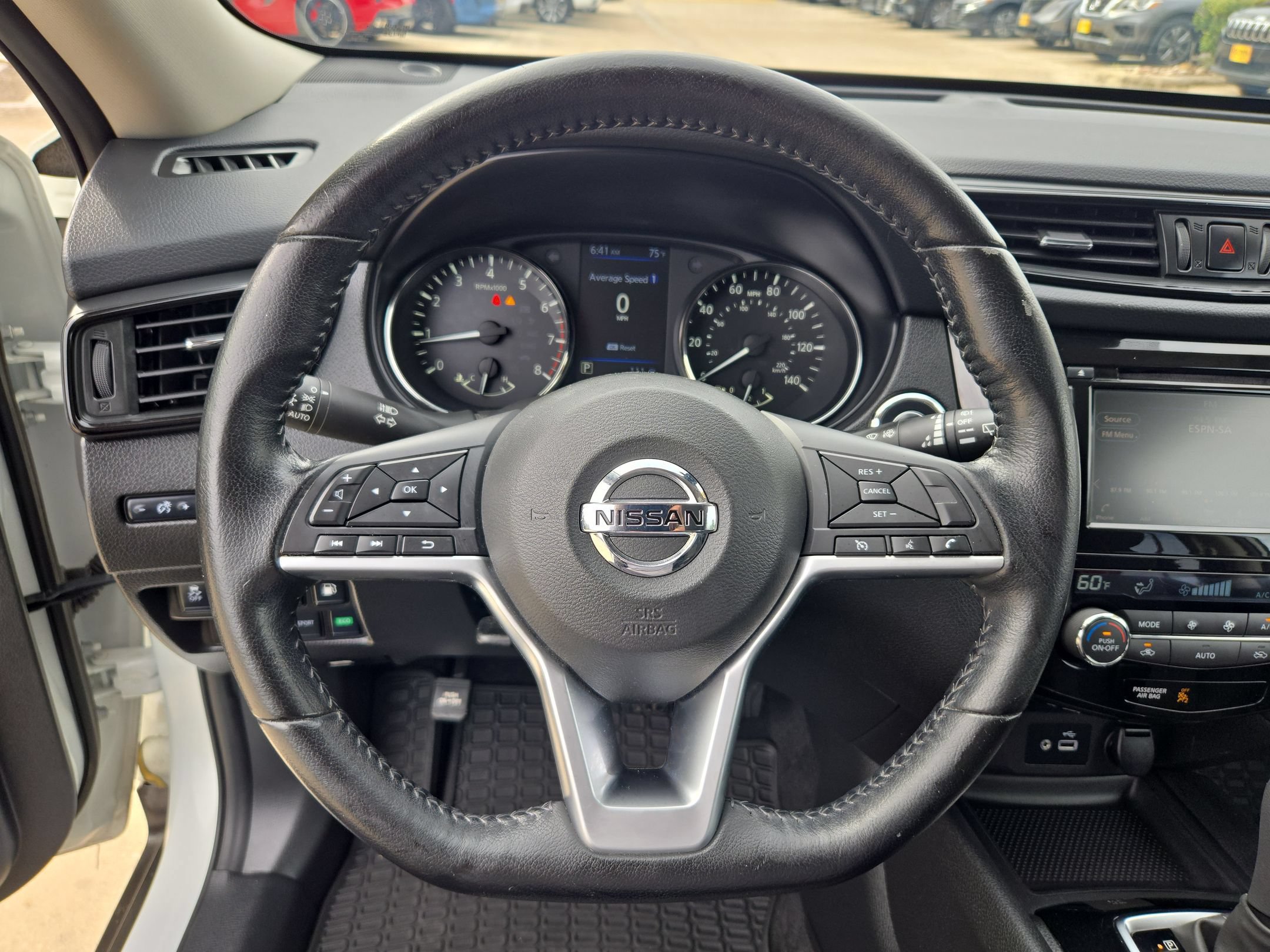 Used 2020 Nissan Rogue SV FWD image 20