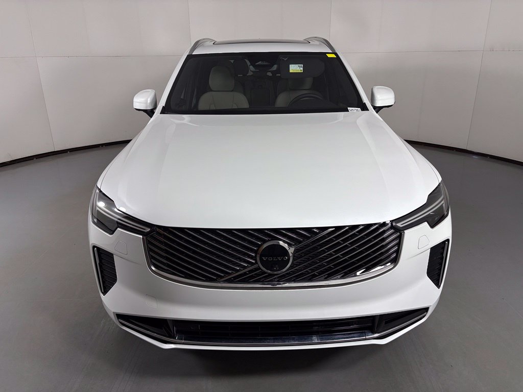 New 2026 Volvo XC90 T8 Plus w/ Protection Package AWD/4WD image 3