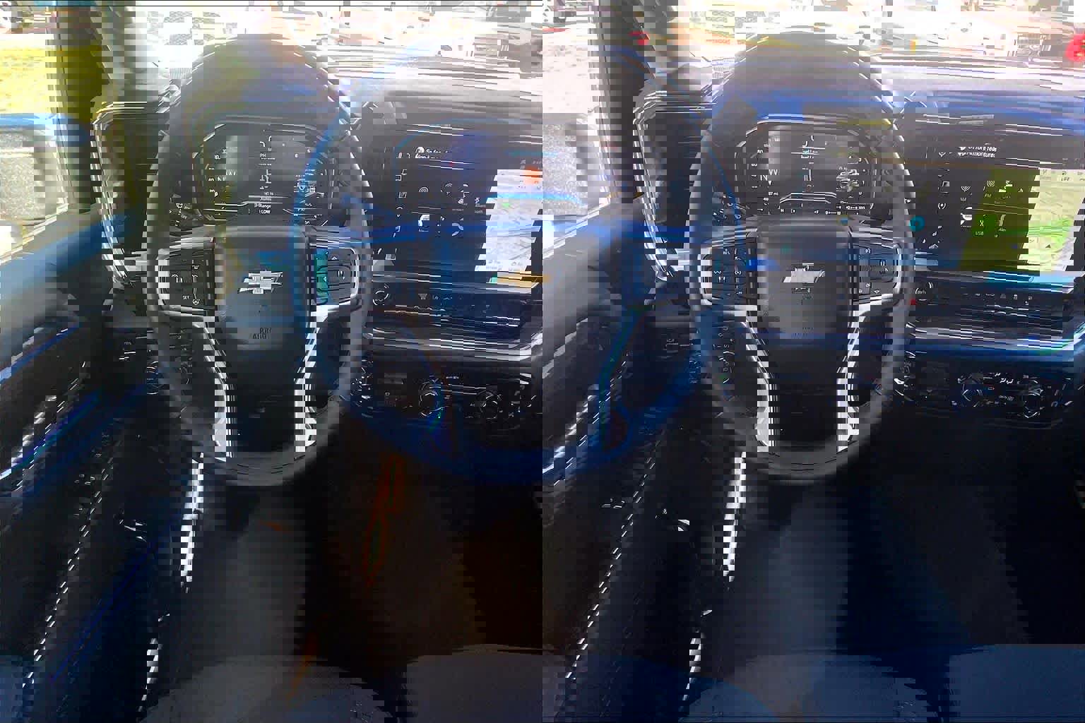 Certified 2025 Chevrolet Silverado 2500 LT w/ Convenience Package image 5