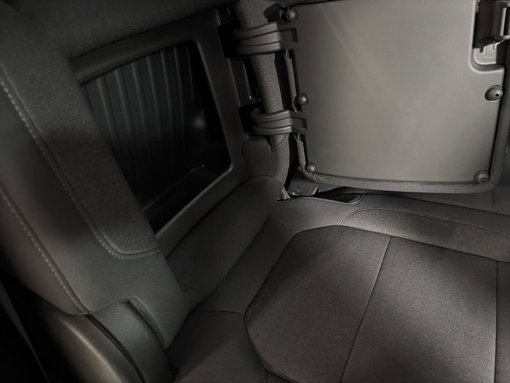 Used 2021 Chevrolet Silverado 1500 RST image 20