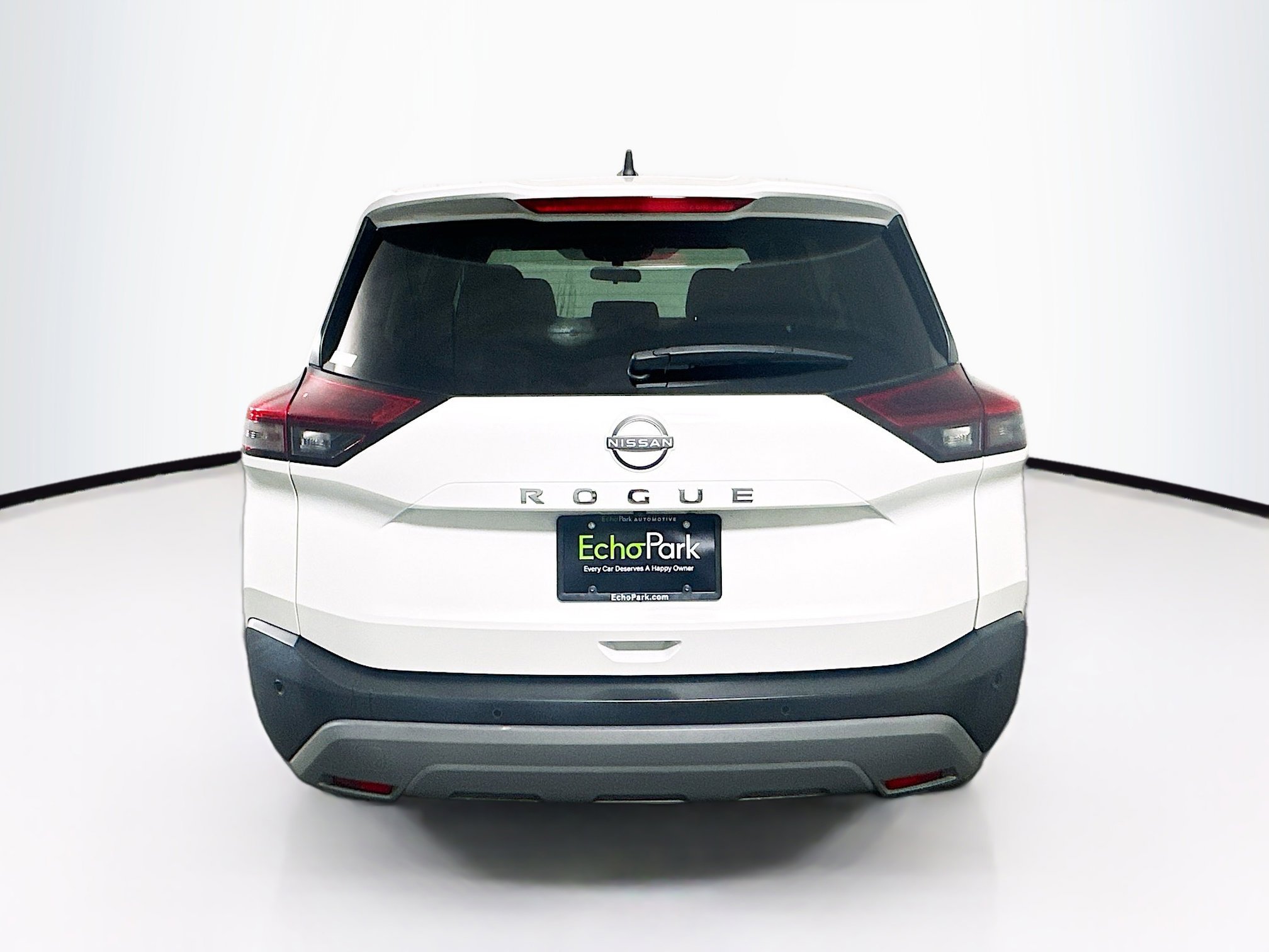 Used 2023 Nissan Rogue S image 7