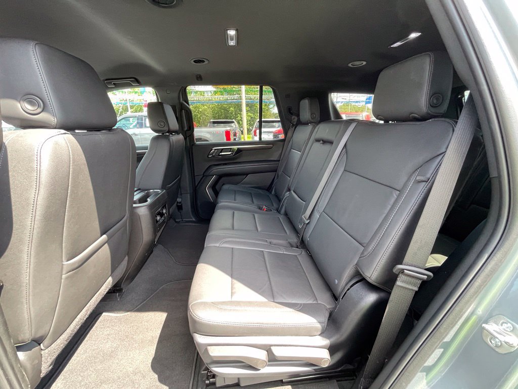 Used 2025 Chevrolet Tahoe LT AWD/4WD image 17