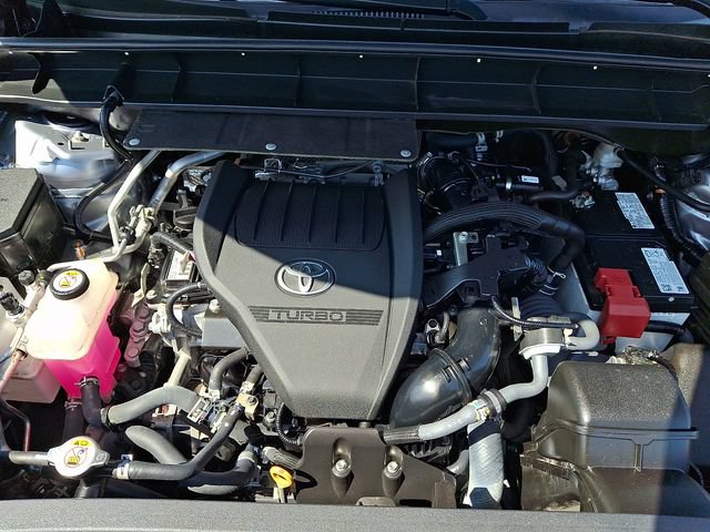 Used 2023 Toyota Highlander XLE FWD image 29