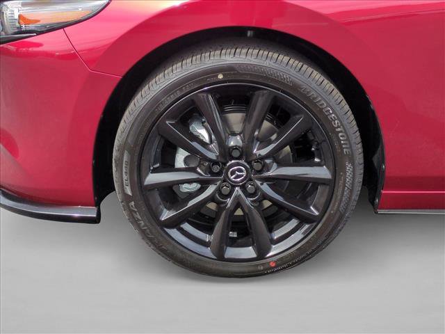 New 2026 MAZDA MAZDA3 Hatchback w/Premium Plus Pkg image 10