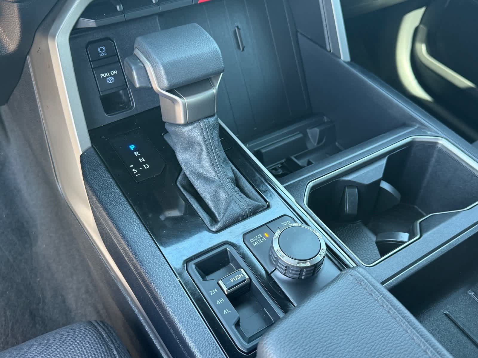 Used 2025 Toyota Tundra SR5 AWD/4WD image 25