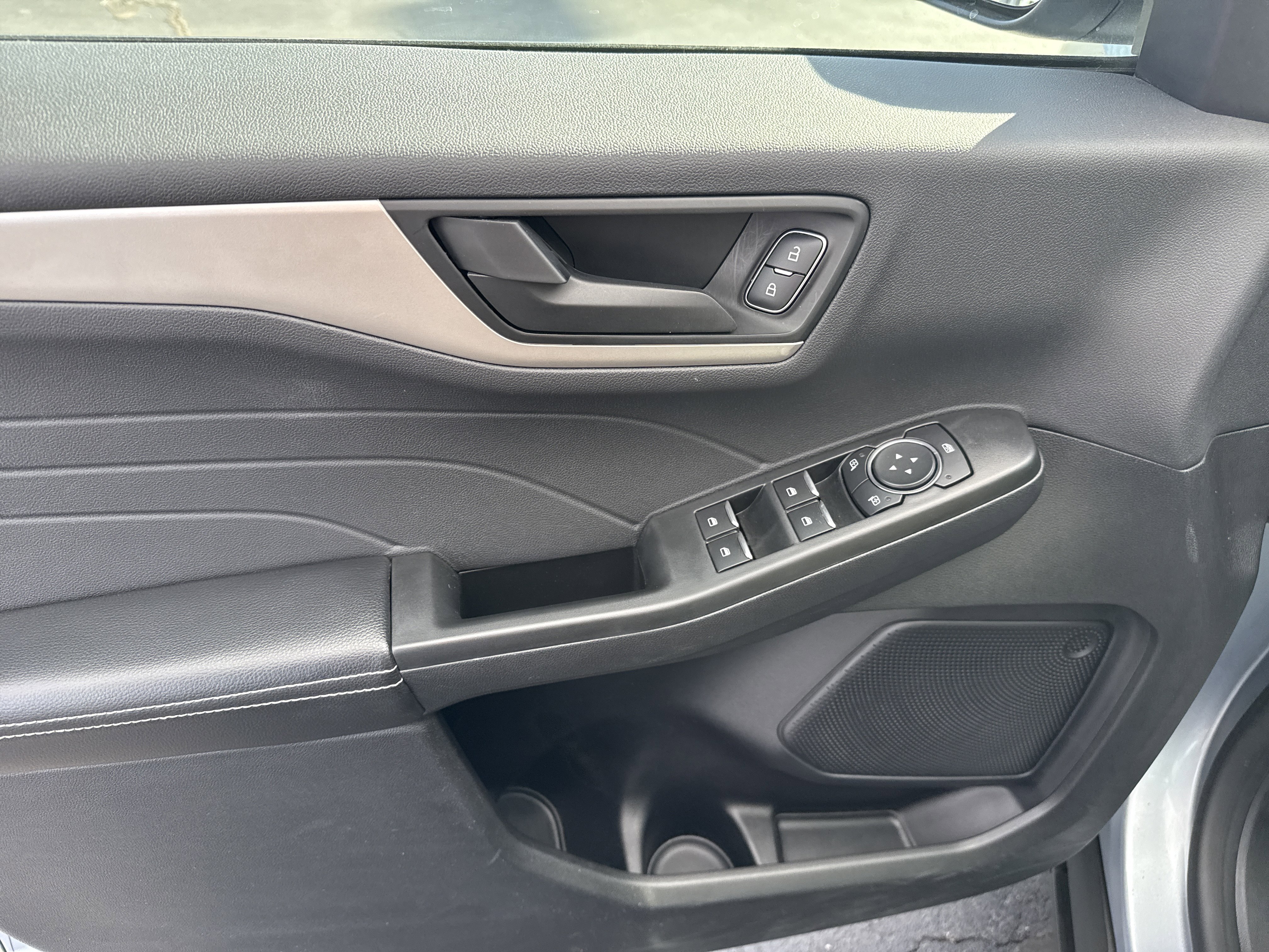 Certified 2022 Ford Escape SE w/ Convenience Package image 15