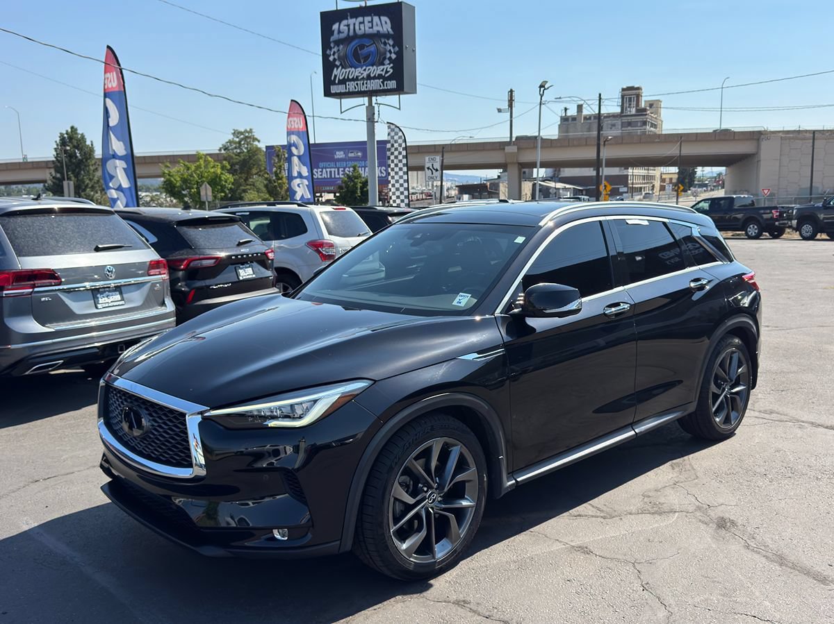 Used 2019 INFINITI QX50 Essential w/ Sensory Package AWD/4WD image 4