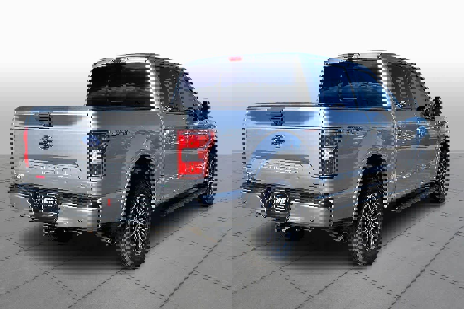 Used 2020 Ford F150 XLT w/ Equipment Group 302A Luxury image 12