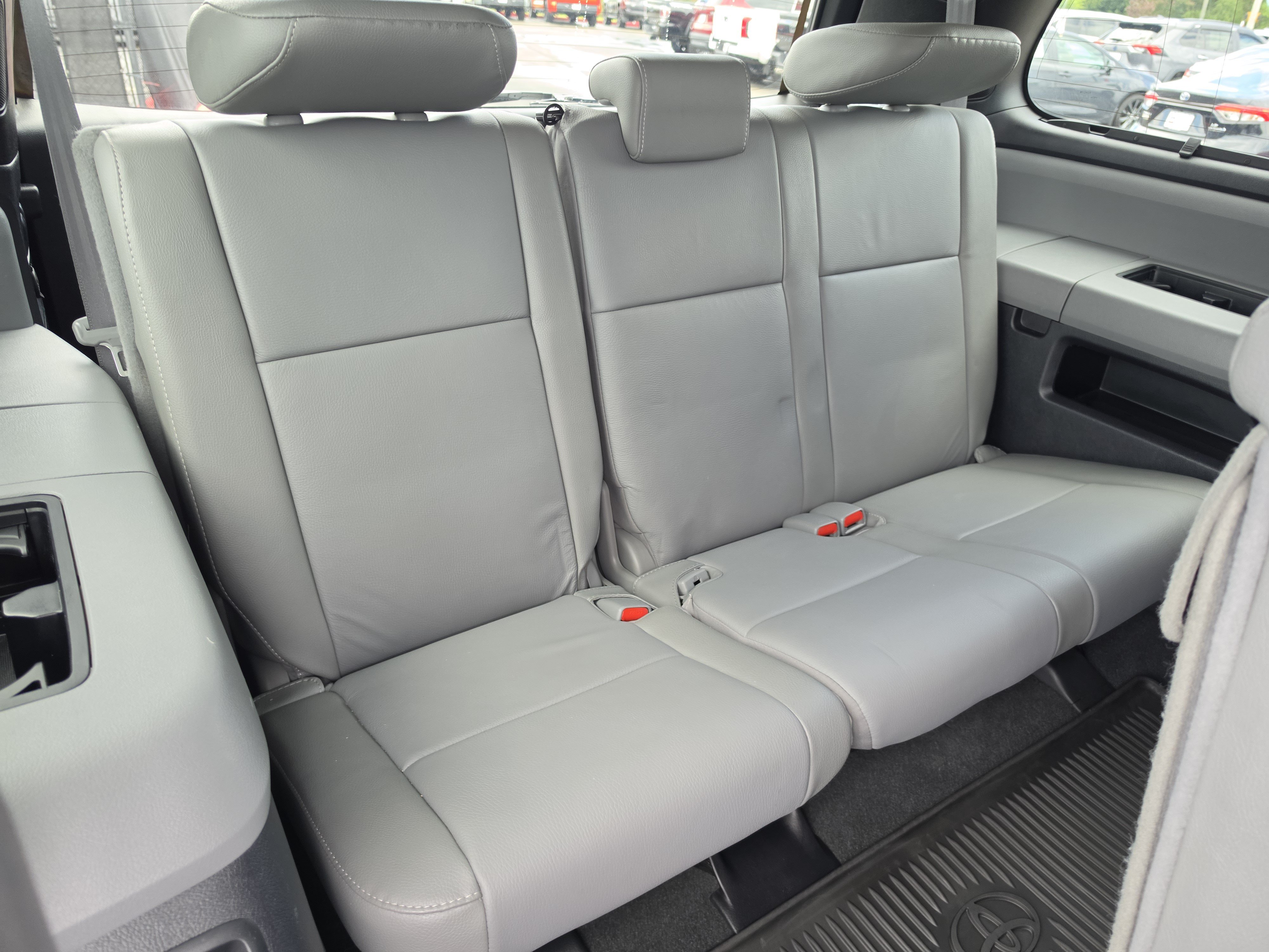 Used 2019 Toyota Sequoia Limited w/ Safety & Convenience Package RWD image 13