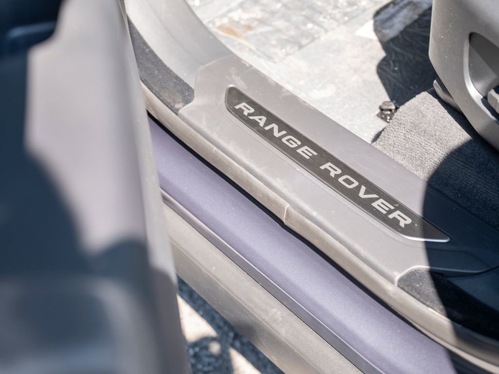 New 2026 Land Rover Range Rover Velar S image 16