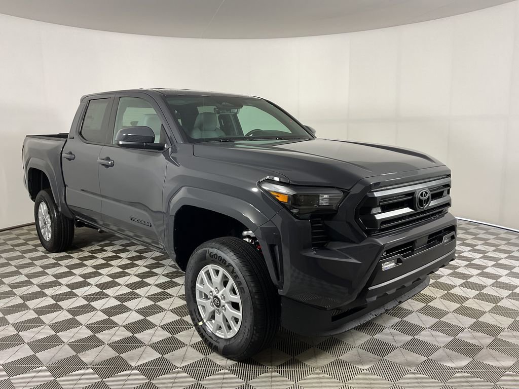 New 2025 Toyota Tacoma SR5