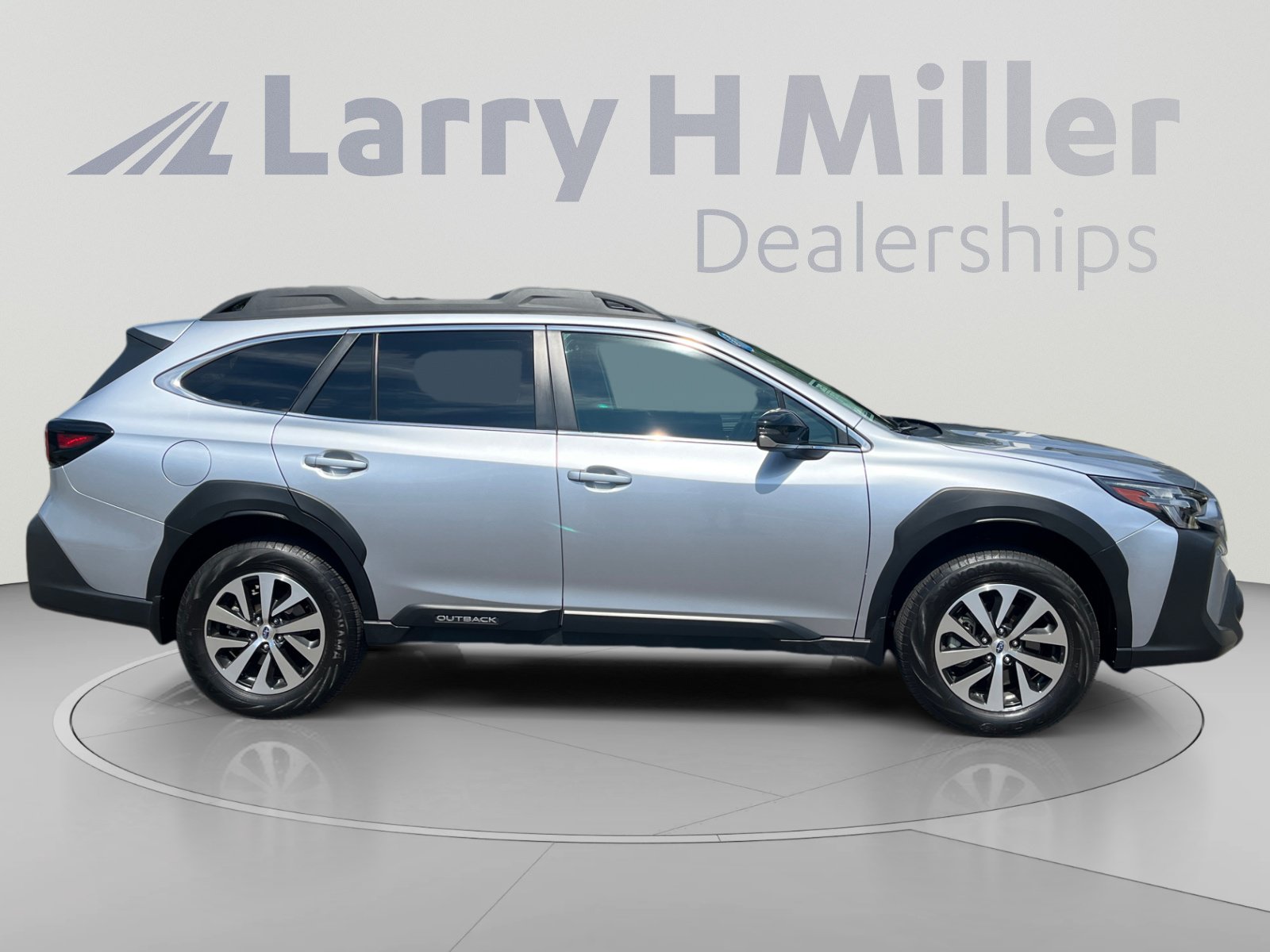 Certified 2024 Subaru Outback Premium AWD/4WD image 6