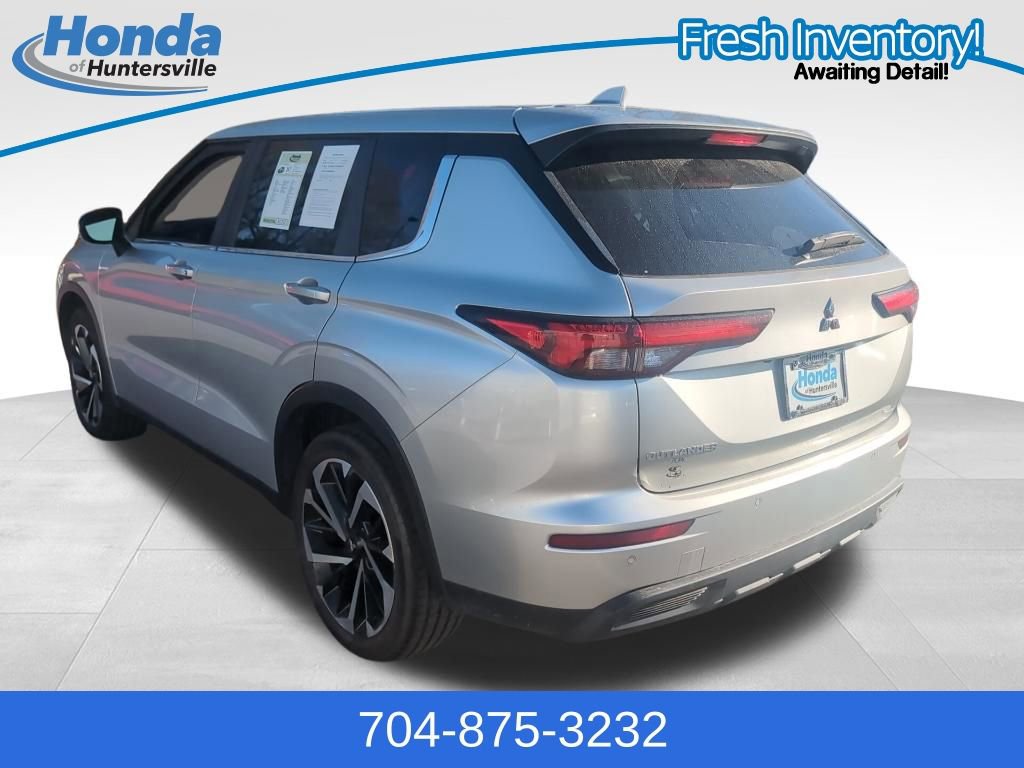 Used 2022 Mitsubishi Outlander ES image 5