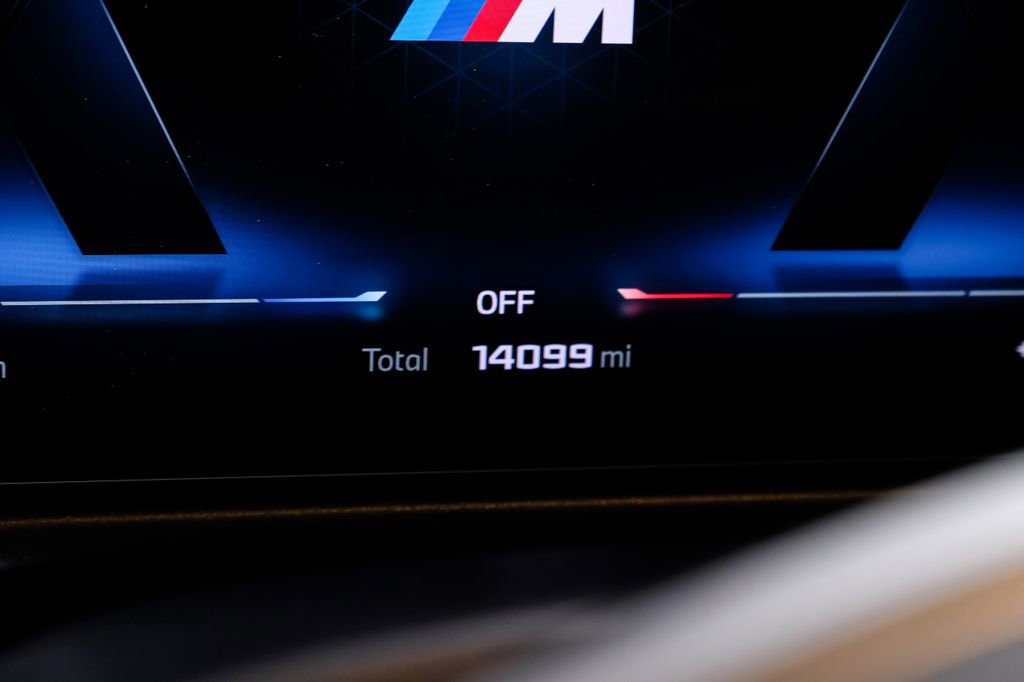 Used 2025 BMW M240i Coupe w/ Premium Package RWD image 24