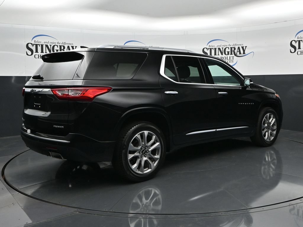 Certified 2021 Chevrolet Traverse Premier w/ LPO, Floor Liner Package AWD/4WD image 7