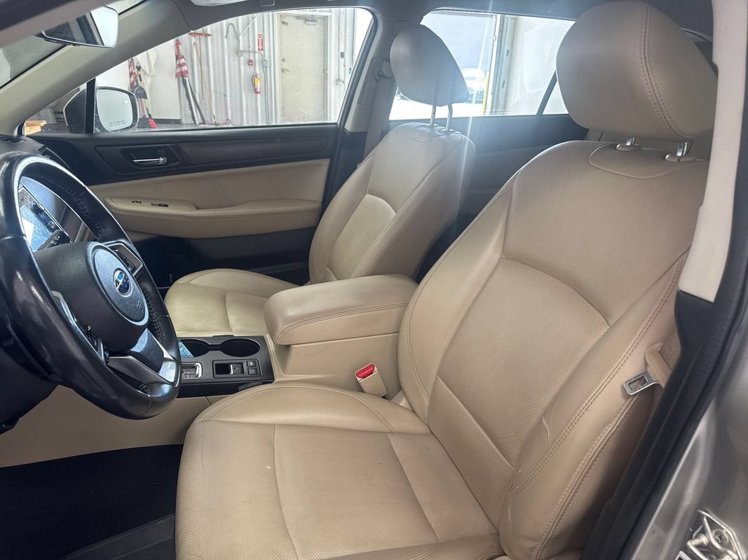Used 2018 Subaru Outback 2.5i Limited AWD/4WD image 9