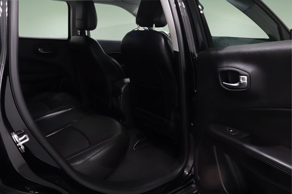 Certified 2021 Jeep Compass Latitude AWD/4WD image 15