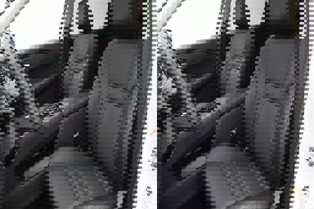 Used 2023 Nissan Rogue SV w/ SV Premium Package image 16