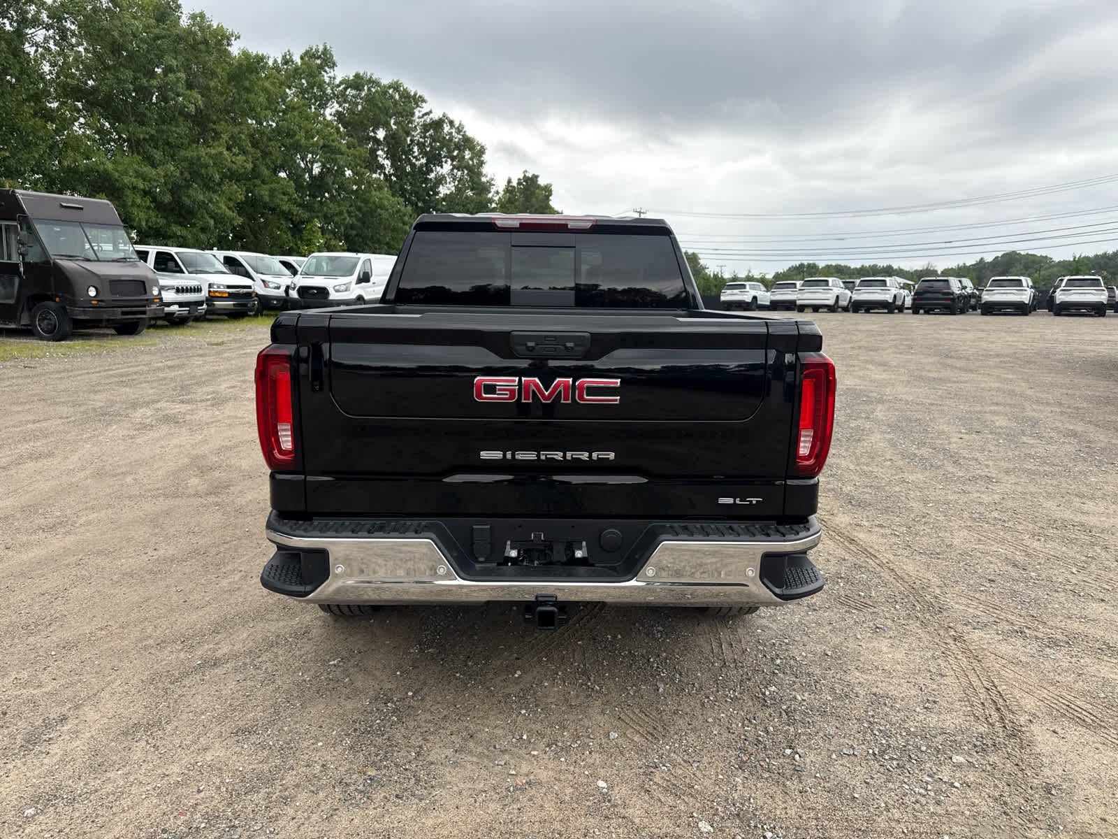 New 2026 GMC Sierra 1500 SLT w/ SLT Premium Plus Package AWD/4WD image 4