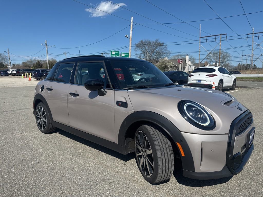 Used 2024 MINI Cooper S FWD image 3