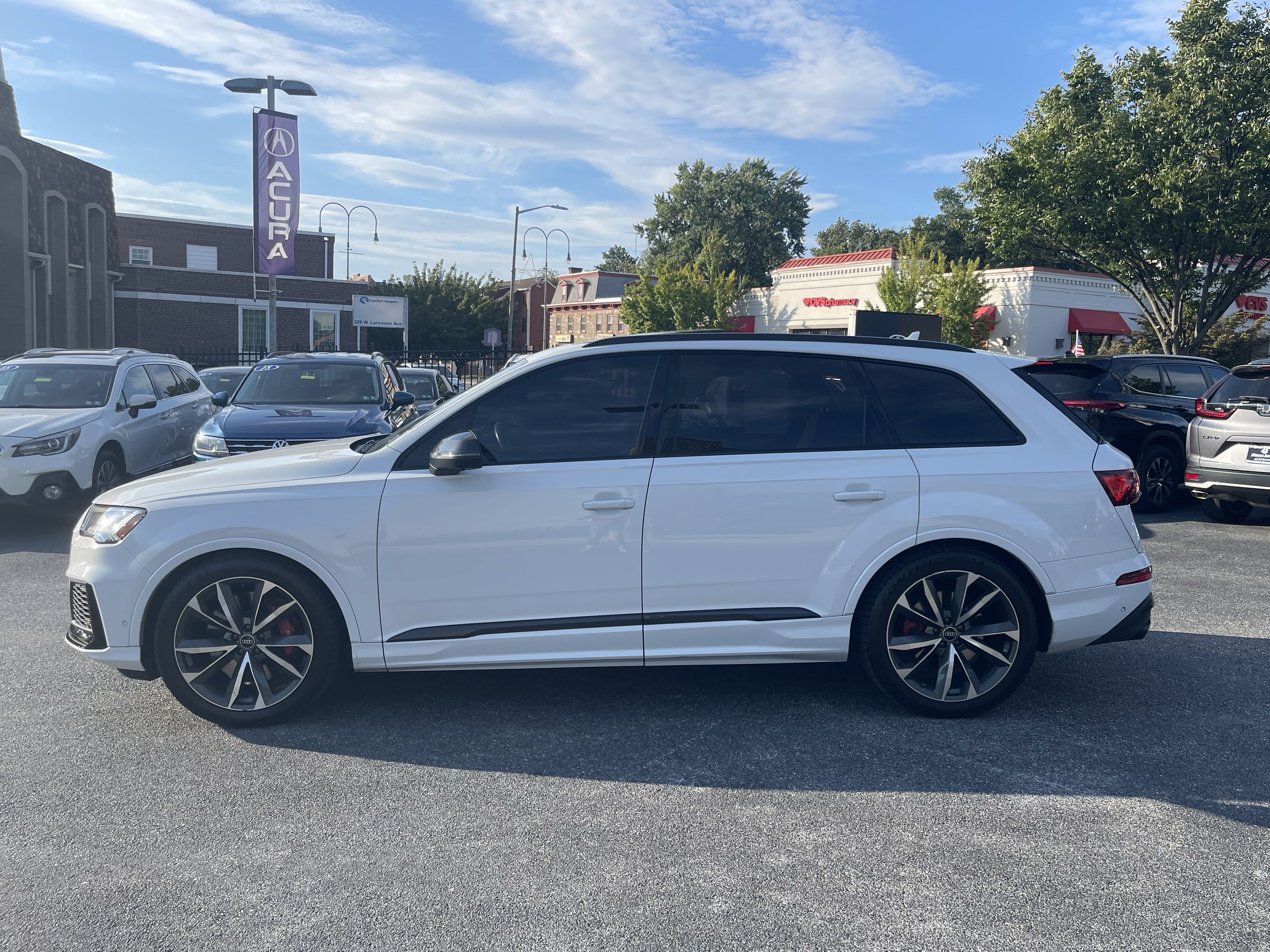 Used 2023 Audi SQ7 Prestige w/ Prestige Package AWD/4WD image 4
