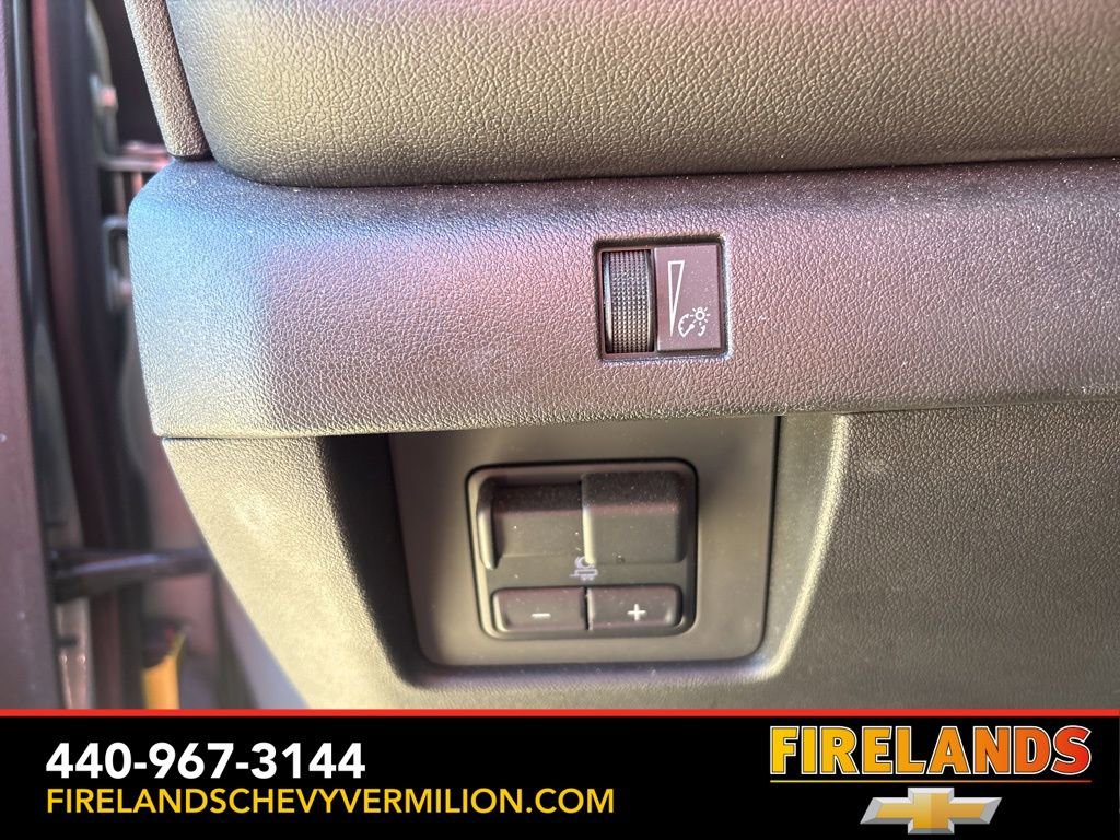 Used 2023 Chevrolet Colorado LT w/ LT Convenience Package II image 13