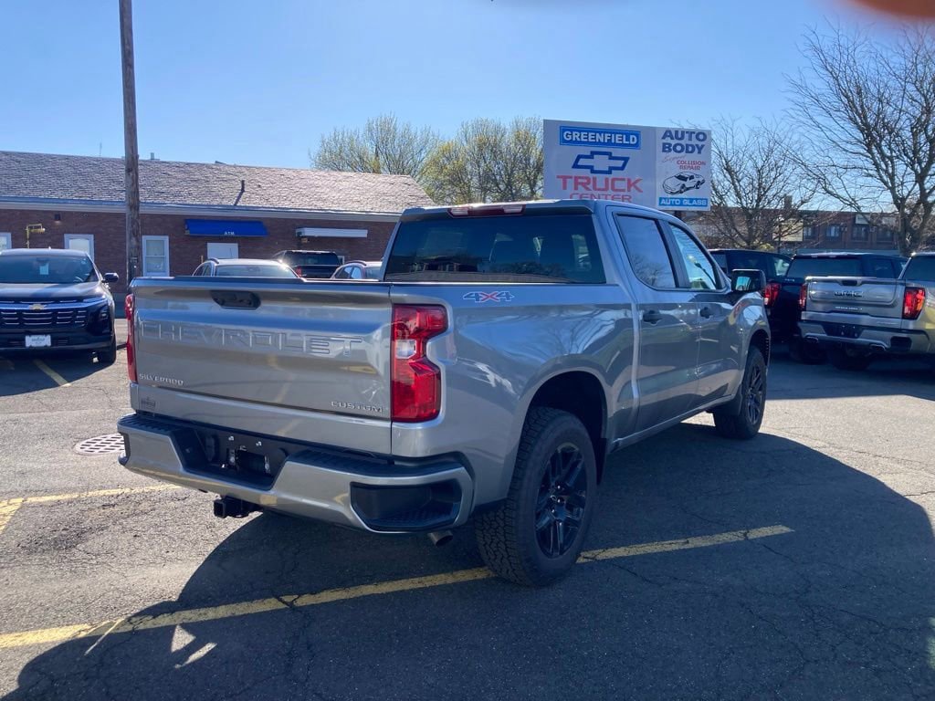 New 2026 Chevrolet Silverado 1500 Custom w/ Turbomax Blackout Package AWD/4WD image 7