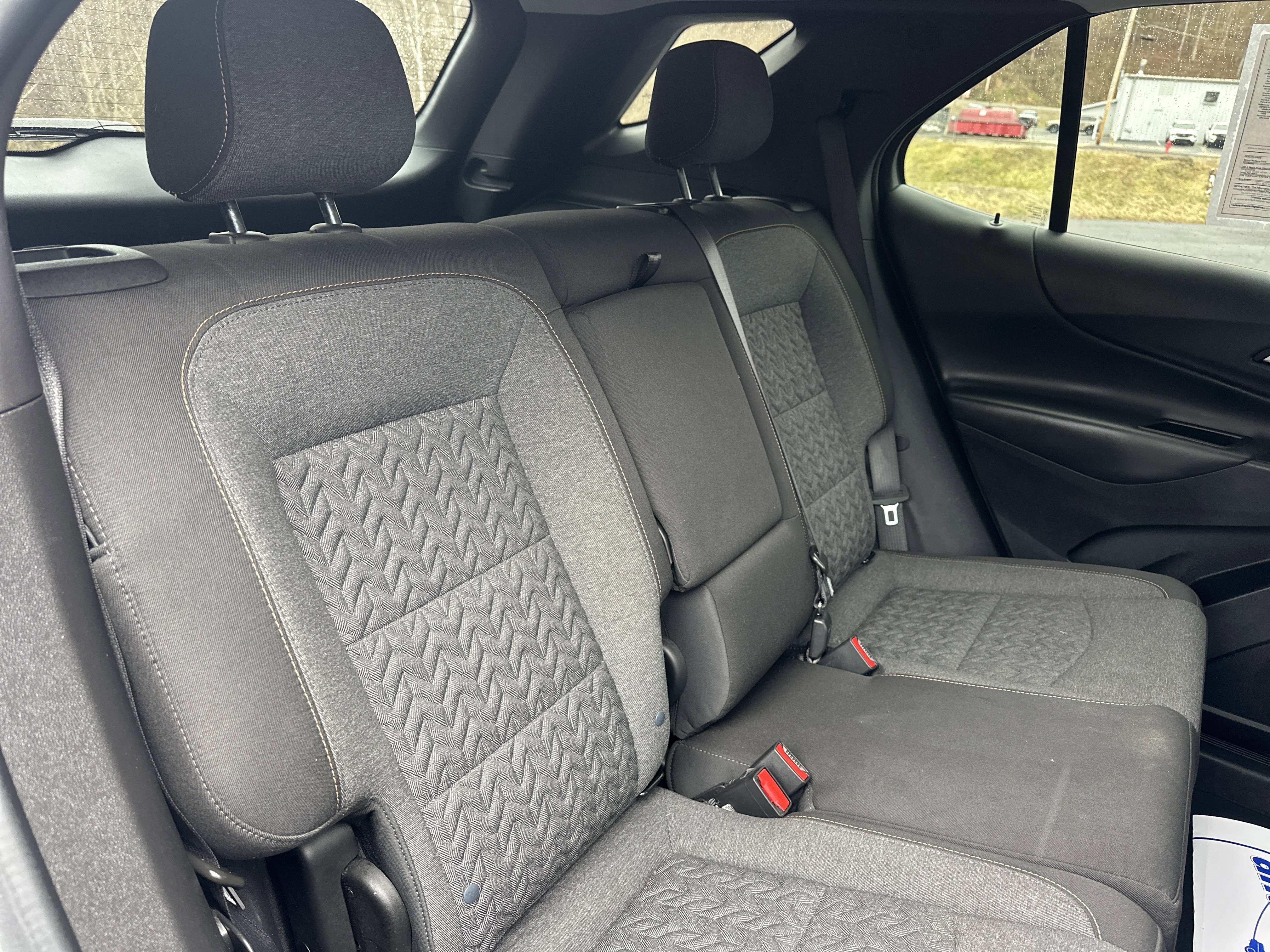 Used 2024 Chevrolet Equinox LT image 37