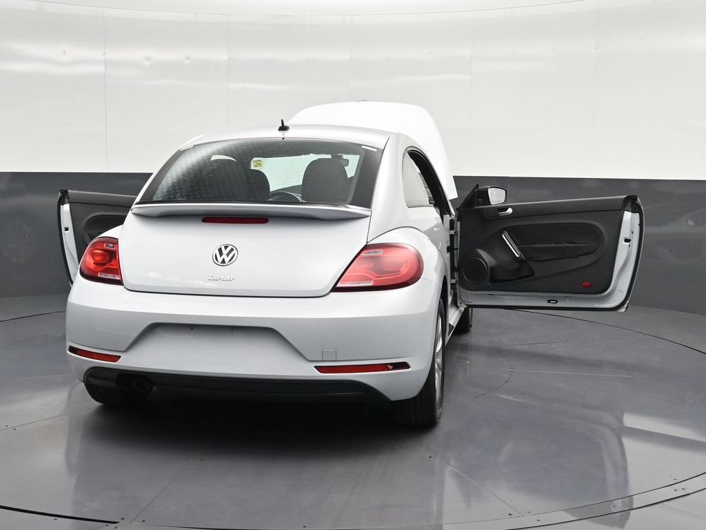 Used 2017 Volkswagen Beetle 1.8T S FWD image 26