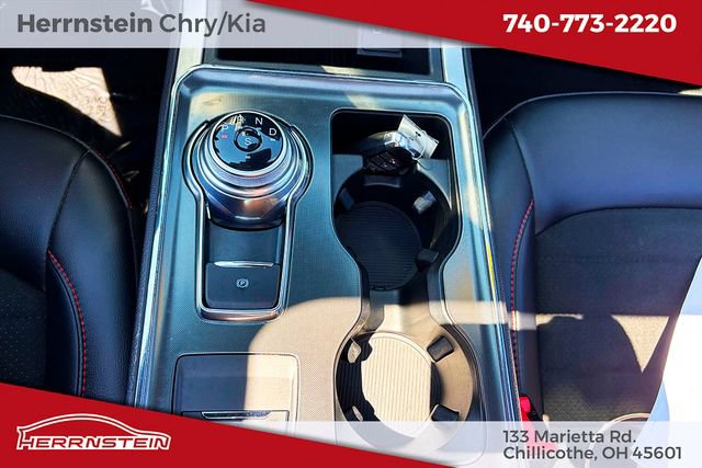 Used 2023 Ford Edge ST-Line w/ Class II Trailer Tow Package AWD/4WD image 20