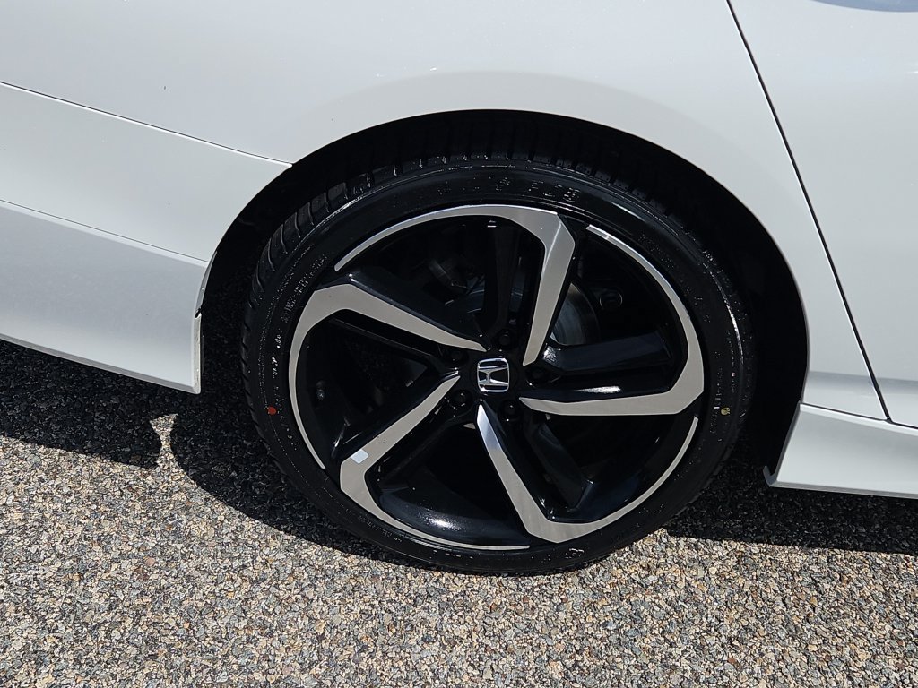 Certified 2022 Honda Accord Sport image 9