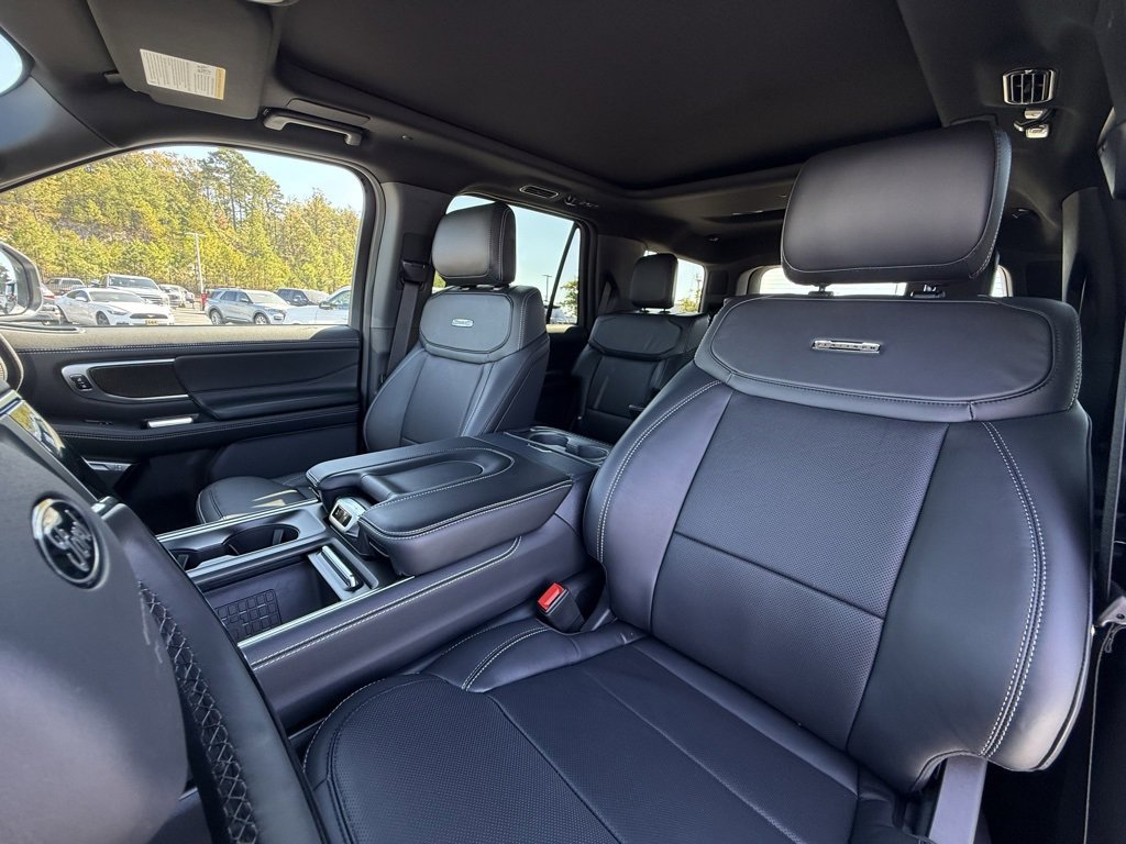 New 2025 Ford Expedition Platinum w/ Stealth Performance Package image 22