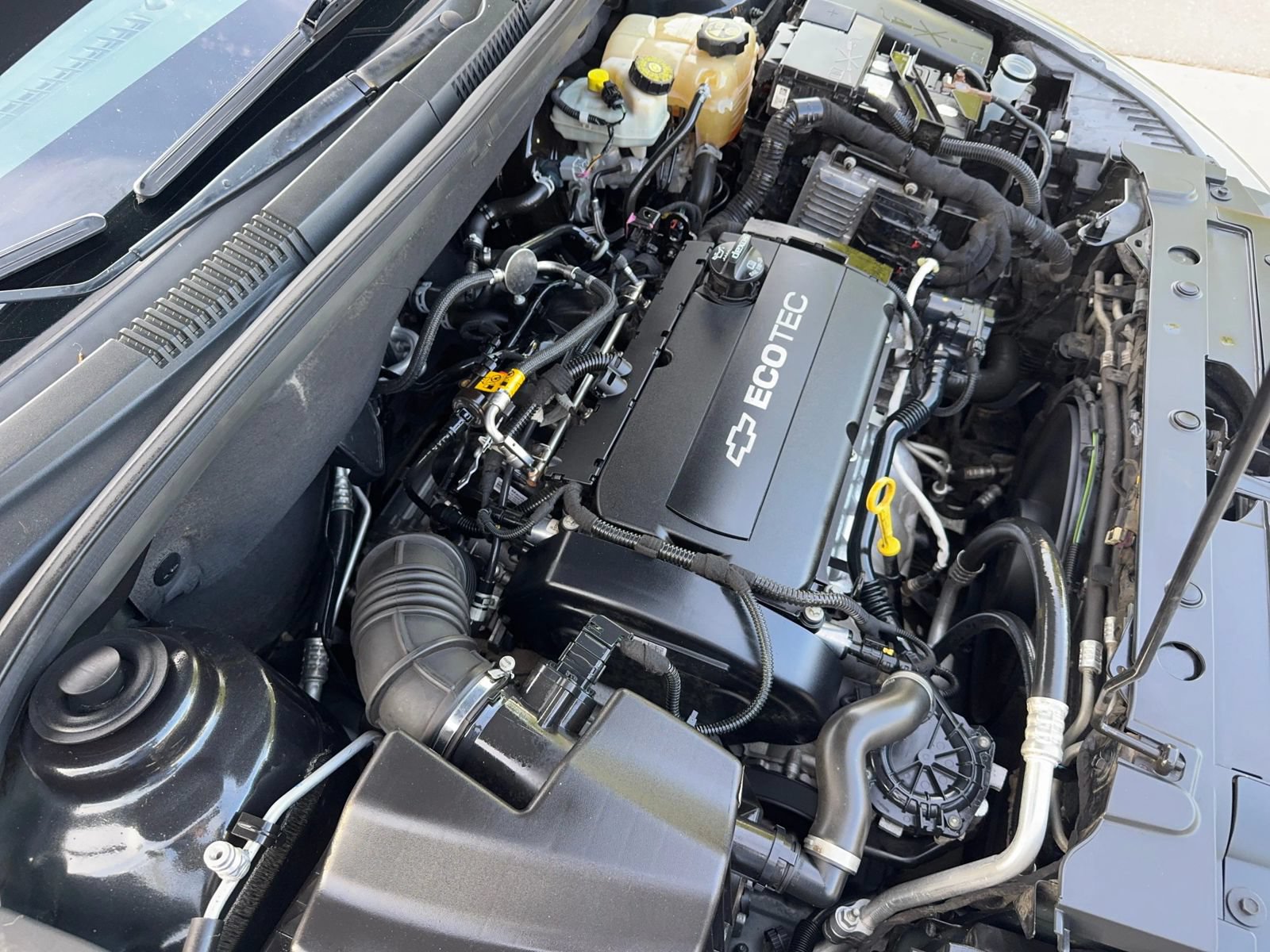 Used 2015 Chevrolet Cruze LS FWD image 42