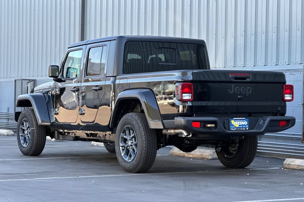 New 2026 Jeep Gladiator Sport AWD/4WD image 6